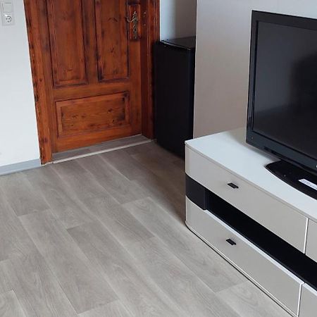 Zu Hause Auf Zeit Bei Marion Lejlighed Bobbau Eksteriør billede